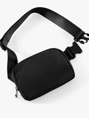 ODODOS Unisex Mini Nylon Belt Bag with Adjustable Strap Small NWT